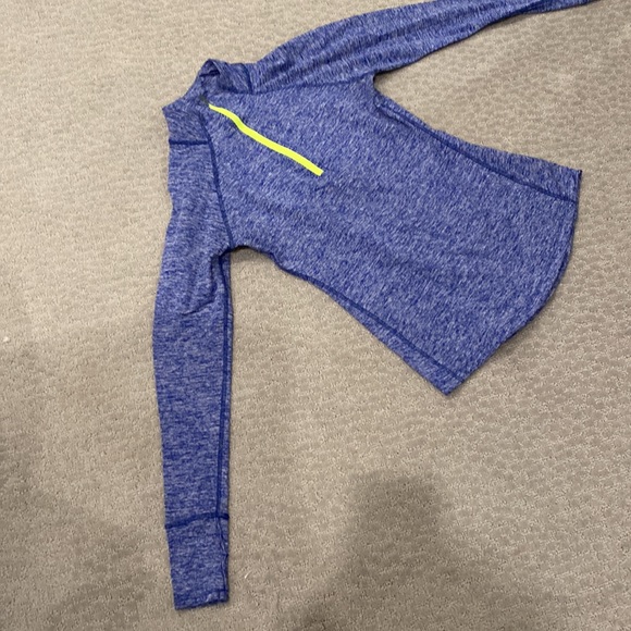 Running Top - Picture 2 of 11